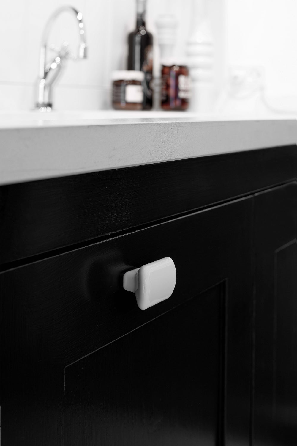 Glossy White "Vanilla" Cabinet Knob and Drawer Pull - Euro • Knobs