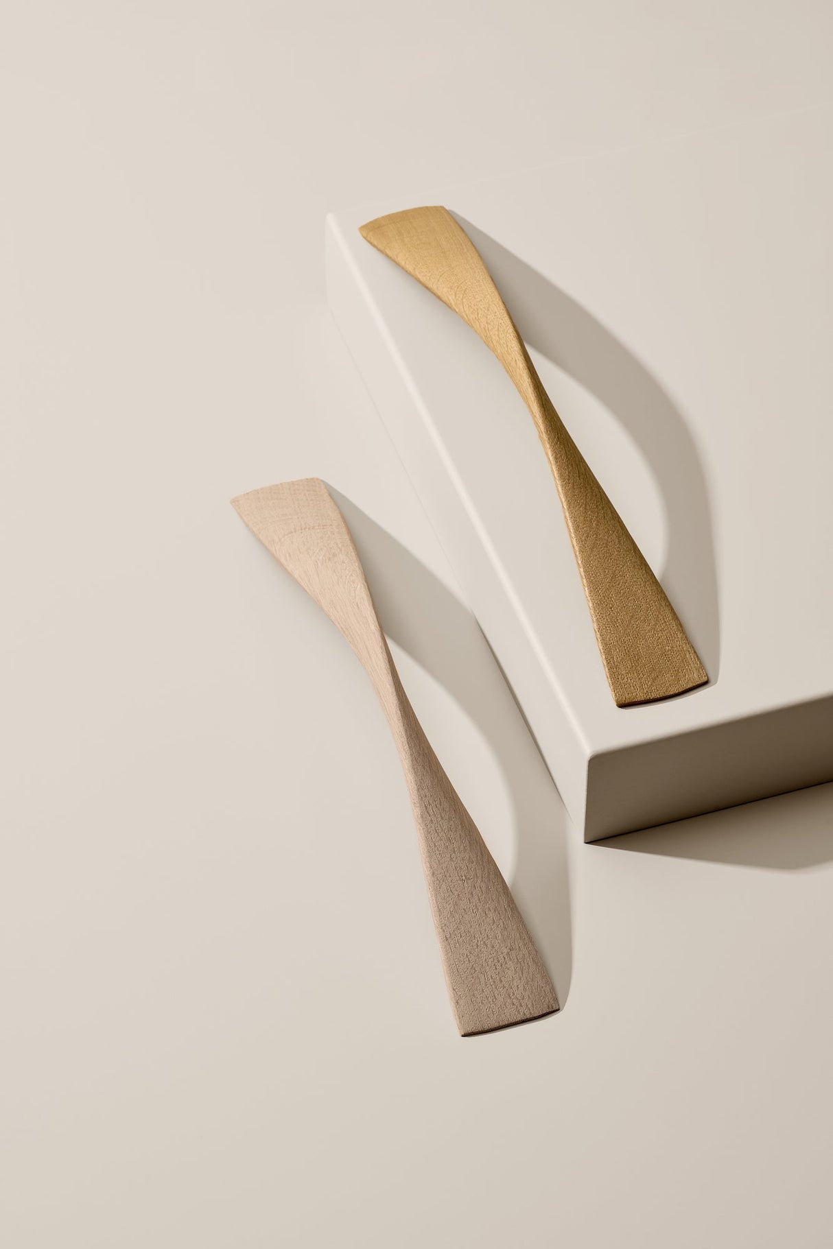 Lacquered Oak Wood "Twist" Drawer Pulls