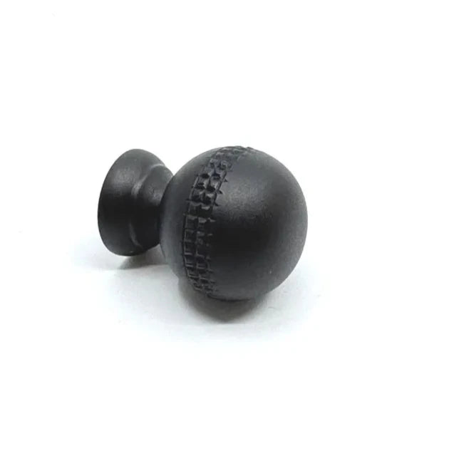 Punto Cabinet Ball Knob and Drawer Pulls
