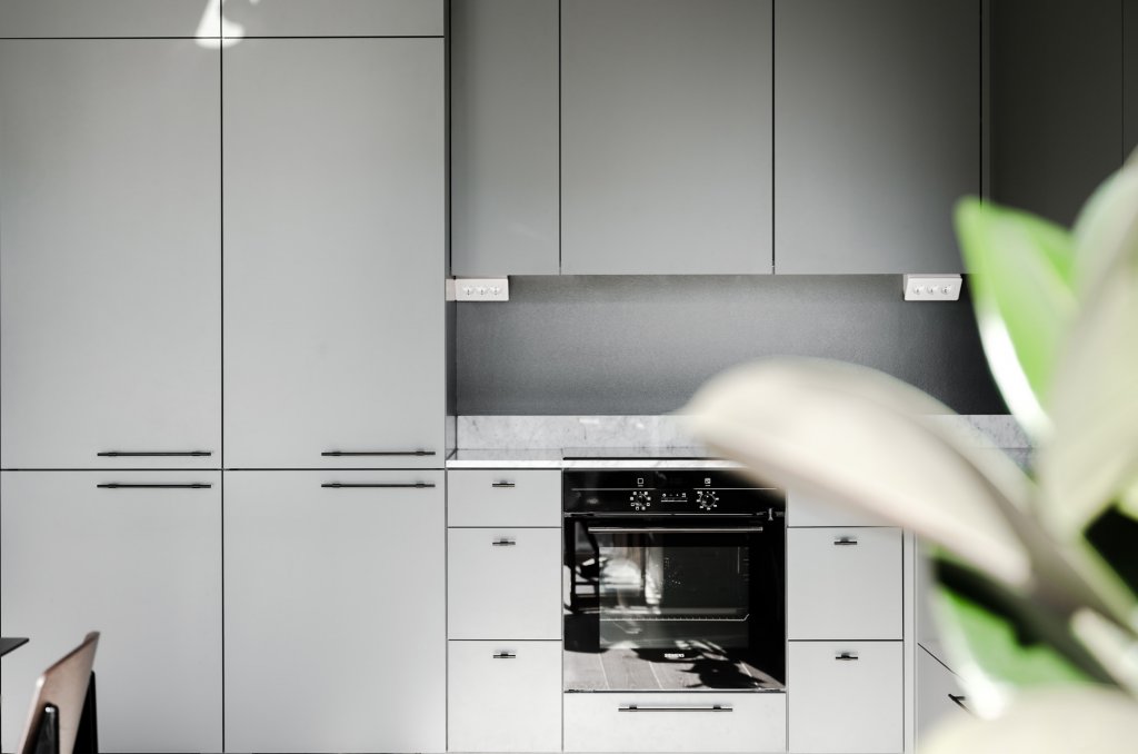 Line Matte Black Cabinet Knobs and Drawer Pulls - Brass Cabinet Hardware 