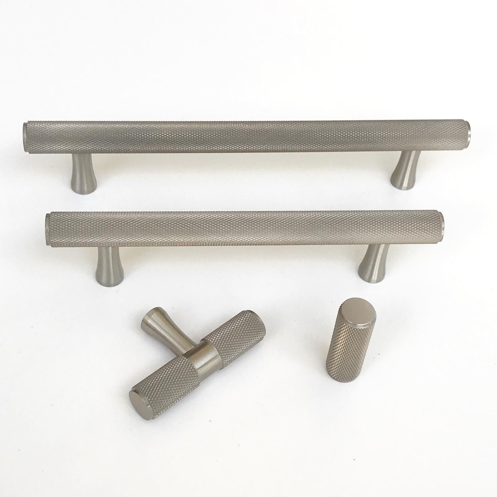 Brushed Nickel Solid Texture Knurled