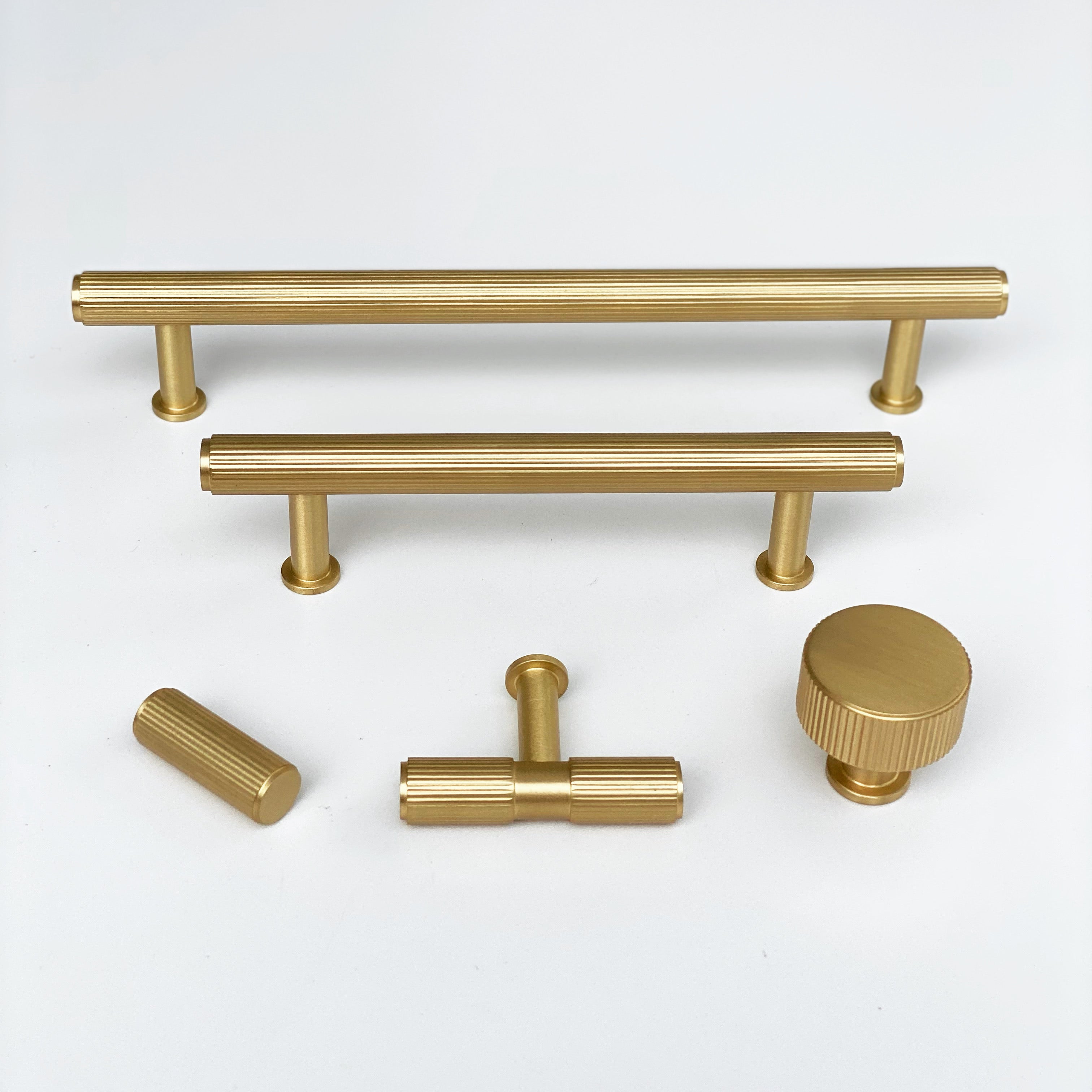 Brass Solid Texture Lines Knurled Drawer Pulls and Knobs in Satin Brass